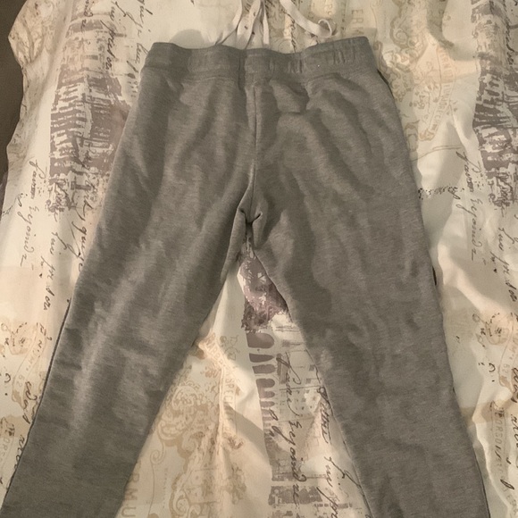 Gray Skinny pants Xsmall - Picture 2 of 2